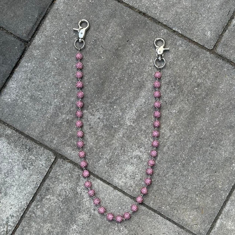 Pink Beaded Wallet Chain - Picture 3 of 4